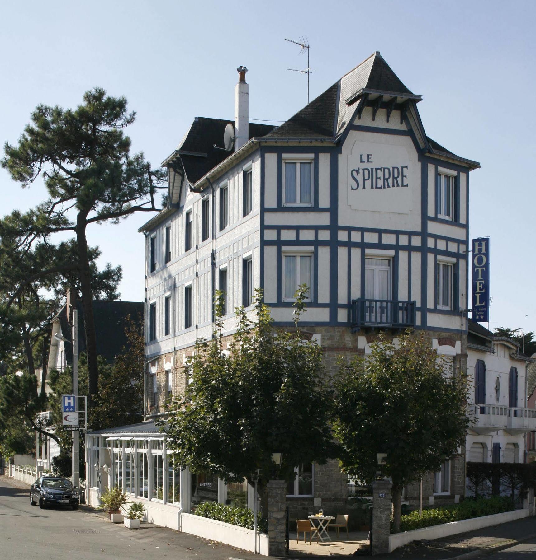 Hotel Le Saint Pierre, La Baule Екстериор снимка